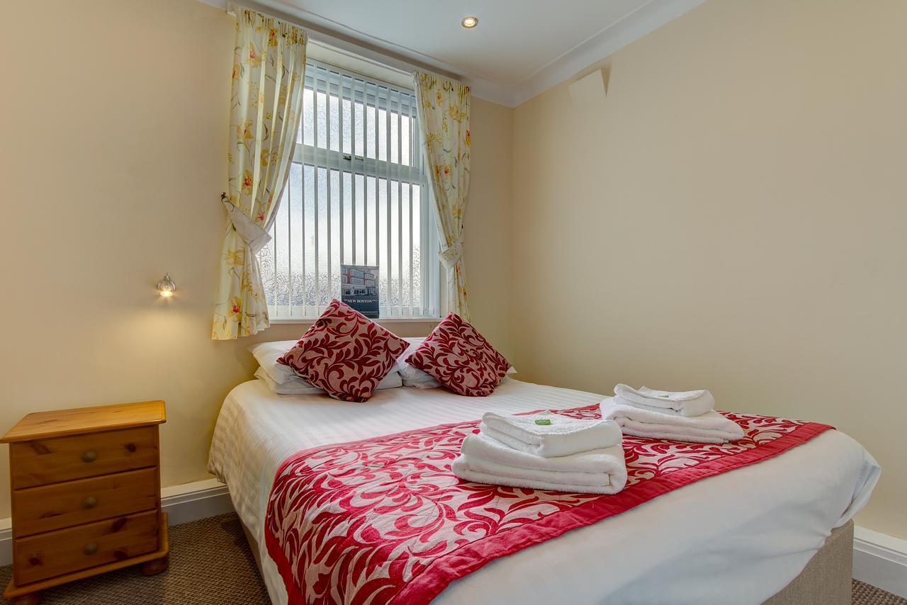 New Boston Guest Accommodation Fleetwood Extérieur photo